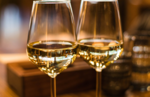 Sélection qualitative de vins dégustés en repas d'affaires par notre agence spécialisée